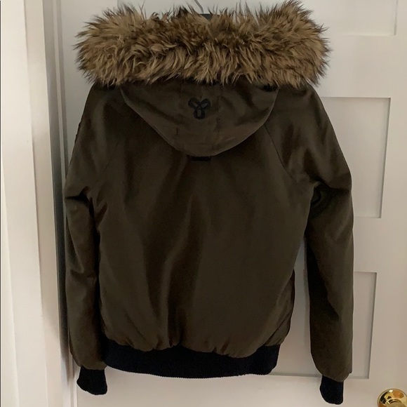 TNA Short Parka - Picture 2 of 3